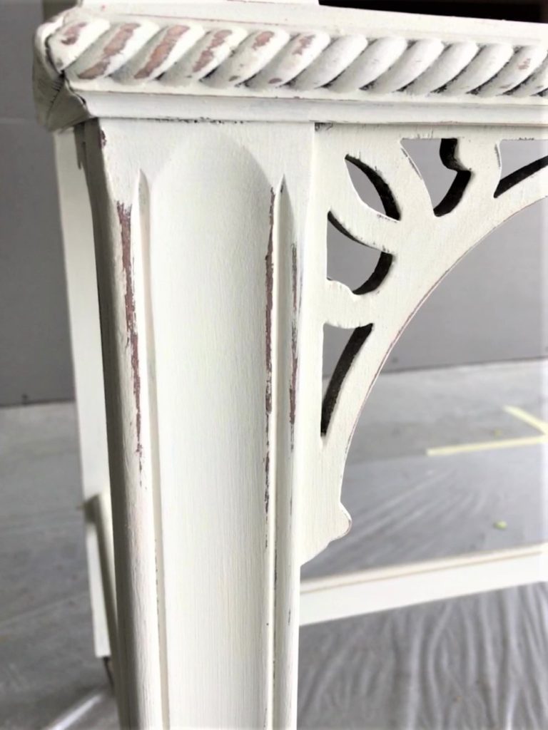 Chalk Painted Vanity Makeover