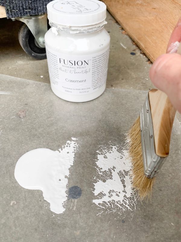 Removing excess paint will ensure a dry brush which is key for application.